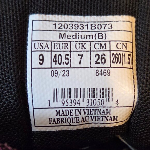 Brooks Divide 4 Hiking Shoe Size 9 *Spring Clearance* - Picture 2 of 6